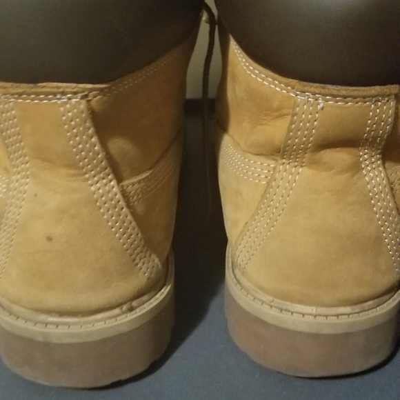 Boots - Picture 2 of 6